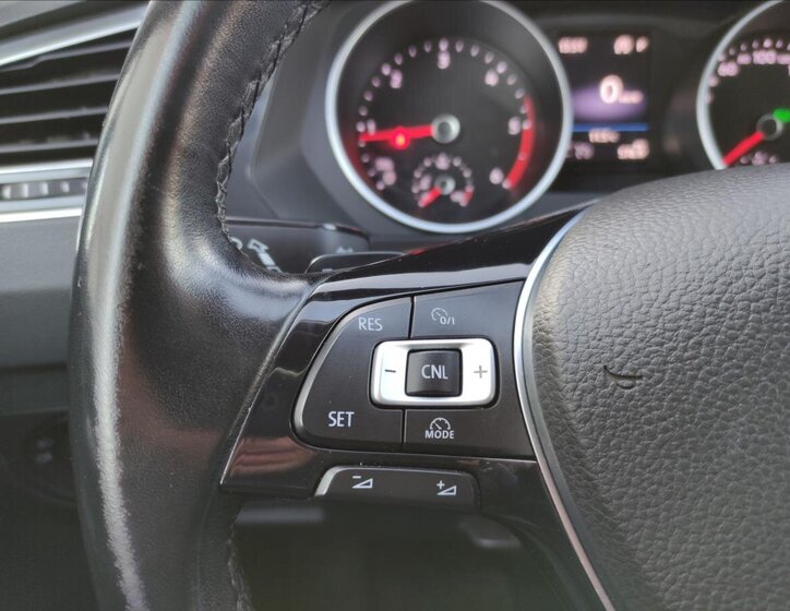 Volkswagen Tiguan SUV / Terénní 2,0 l 110 kw