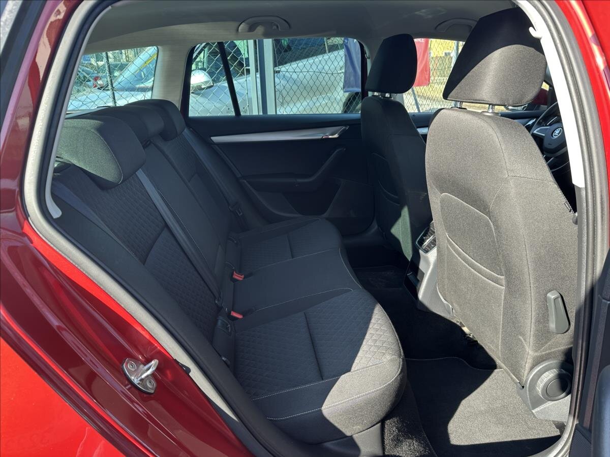 Škoda Octavia Kombi 2,0 l 110 kw