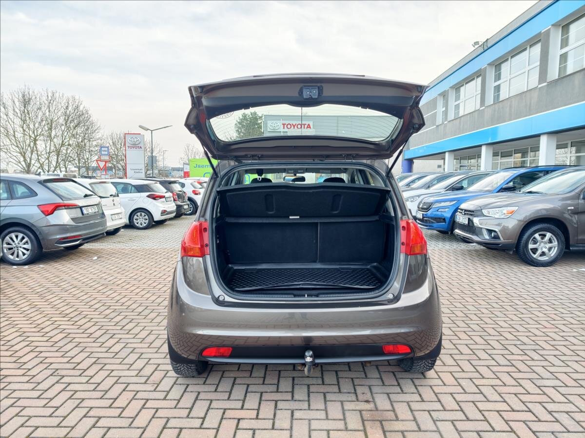 KIA Venga Hatchback 1,4 l 66 kw