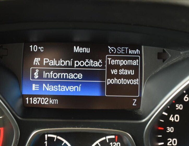 Ford Kuga SUV / Terénní 2,0 l 110 kw