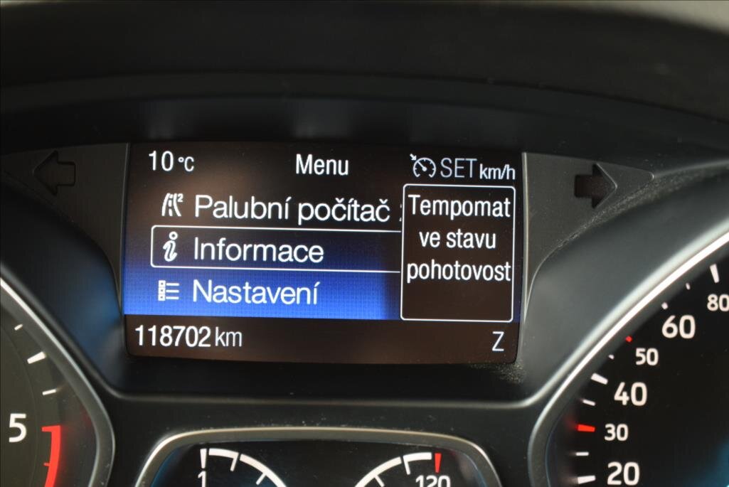 Ford Kuga SUV / Terénní 2,0 l 110 kw