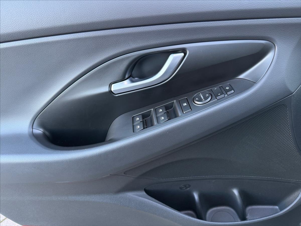 Hyundai i30 Kombi 998,0 73 kw