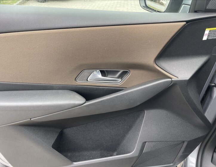 DS Automobiles DS7 Crossback Kombi 2,0 l 130 kw