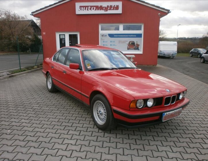 BMW Řada 5 Sedan 2,5 l 105 kw