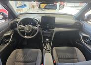 Toyota Yaris Cross 8