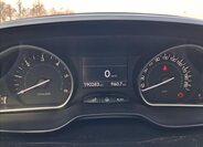 Peugeot 208 Hatchback 1,6 l 84 kw