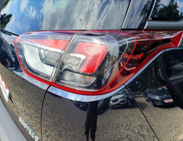 Opel Crossland X SUV / Terénní 1,5 l 75 kw