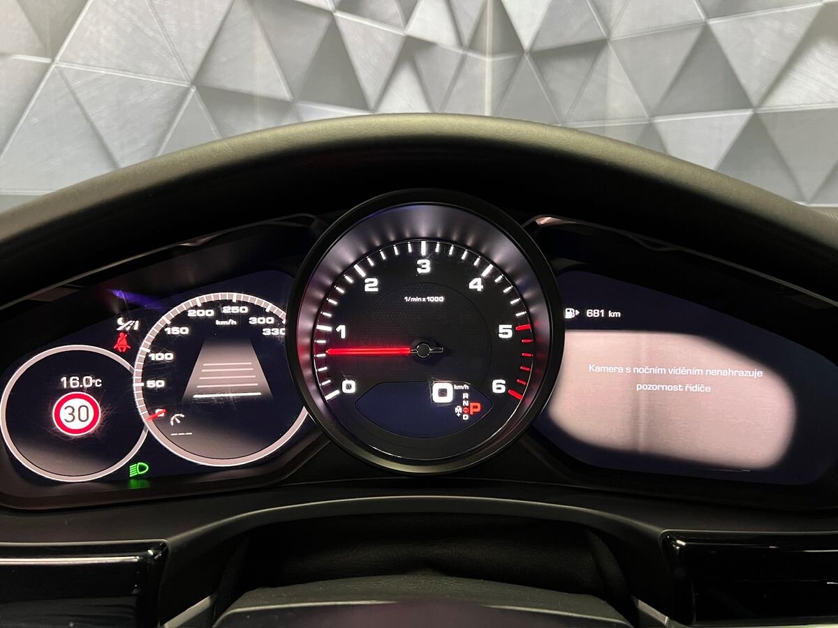 Porsche Panamera Liftback 4,0 l 310 kw