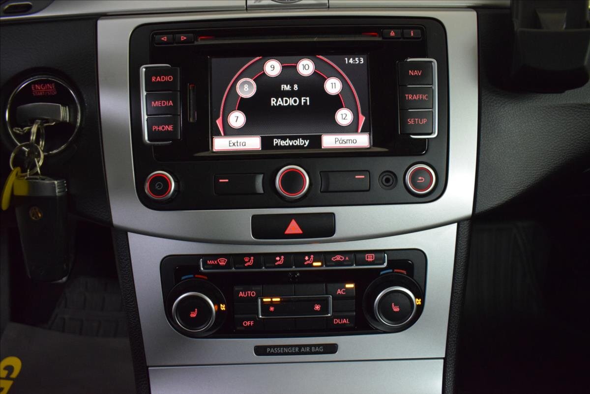 Volkswagen Passat Kombi 2,0 l 103 kw