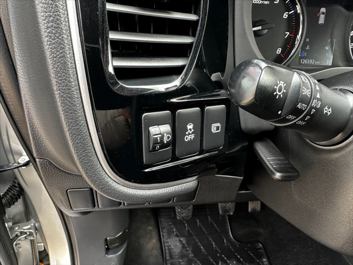 Mitsubishi Outlander Kombi 2,0 l 110 kw