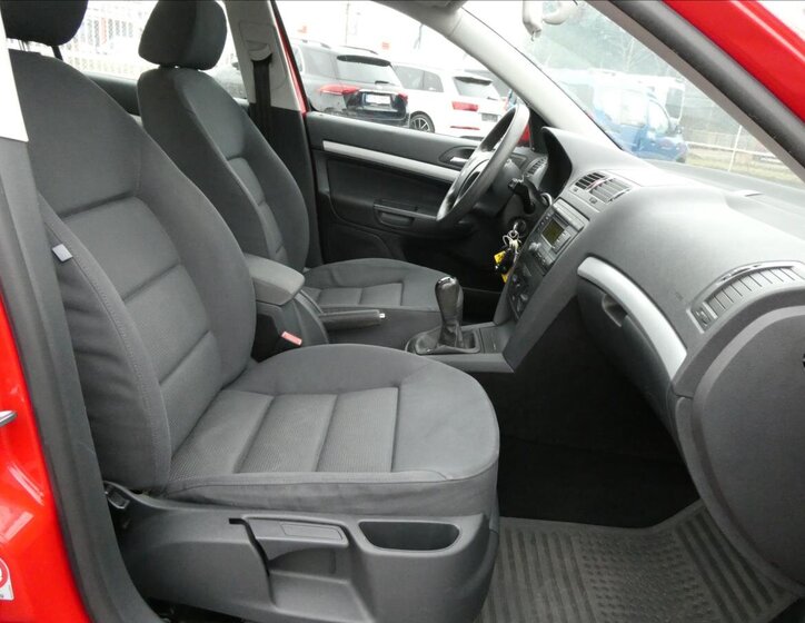 Škoda Octavia Liftback 1,6 l 75 kw