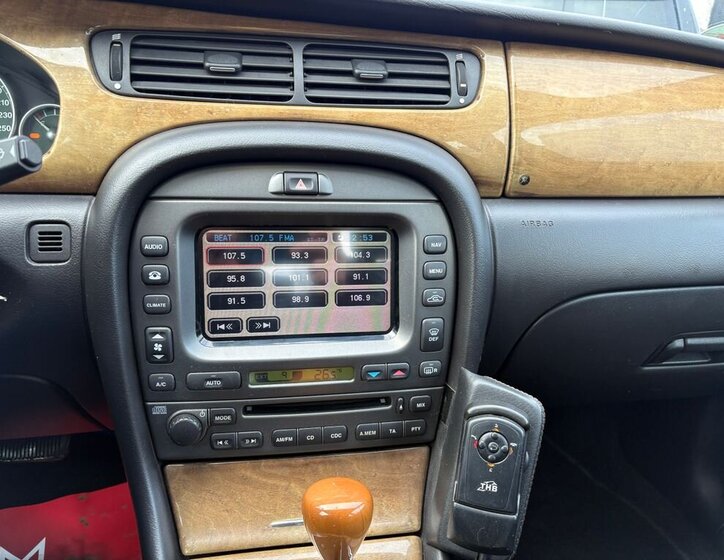 Jaguar X-Type Sedan 2,1 l 115 kw