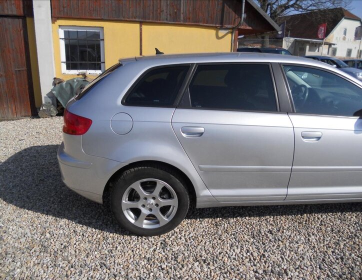 Audi A3 Hatchback 1,6 l 75 kw