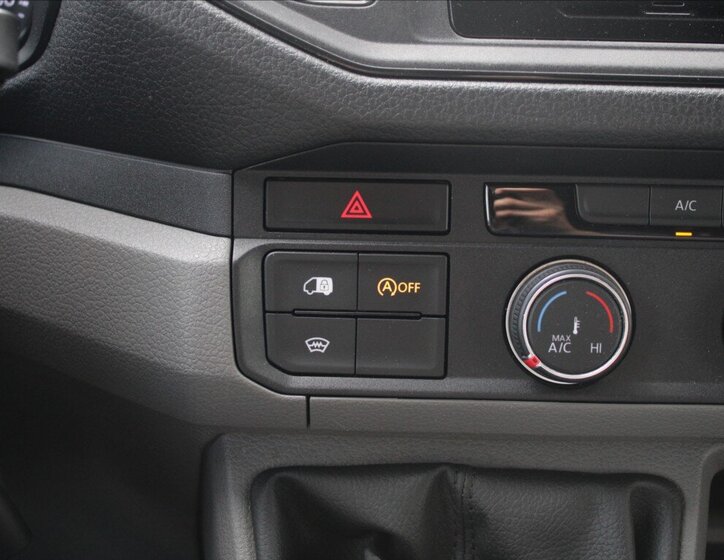 Volkswagen Crafter 12