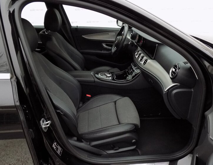 Mercedes-Benz Třídy E 15