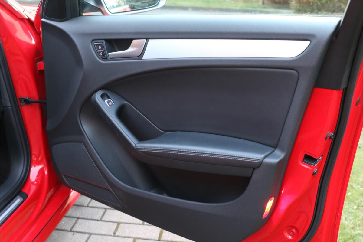 Audi S4 Sedan 3,0 l 245 kw