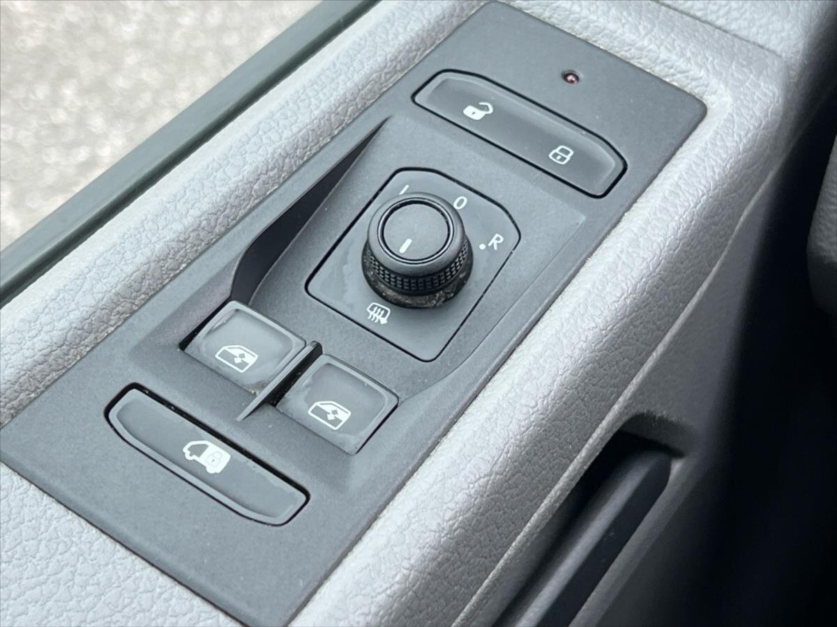 Volkswagen Transporter Skříň 2,0 l 110 kw