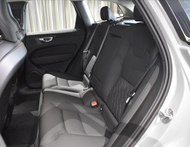 Volvo XC60 SUV / Terénní 2,0 l 184 kw