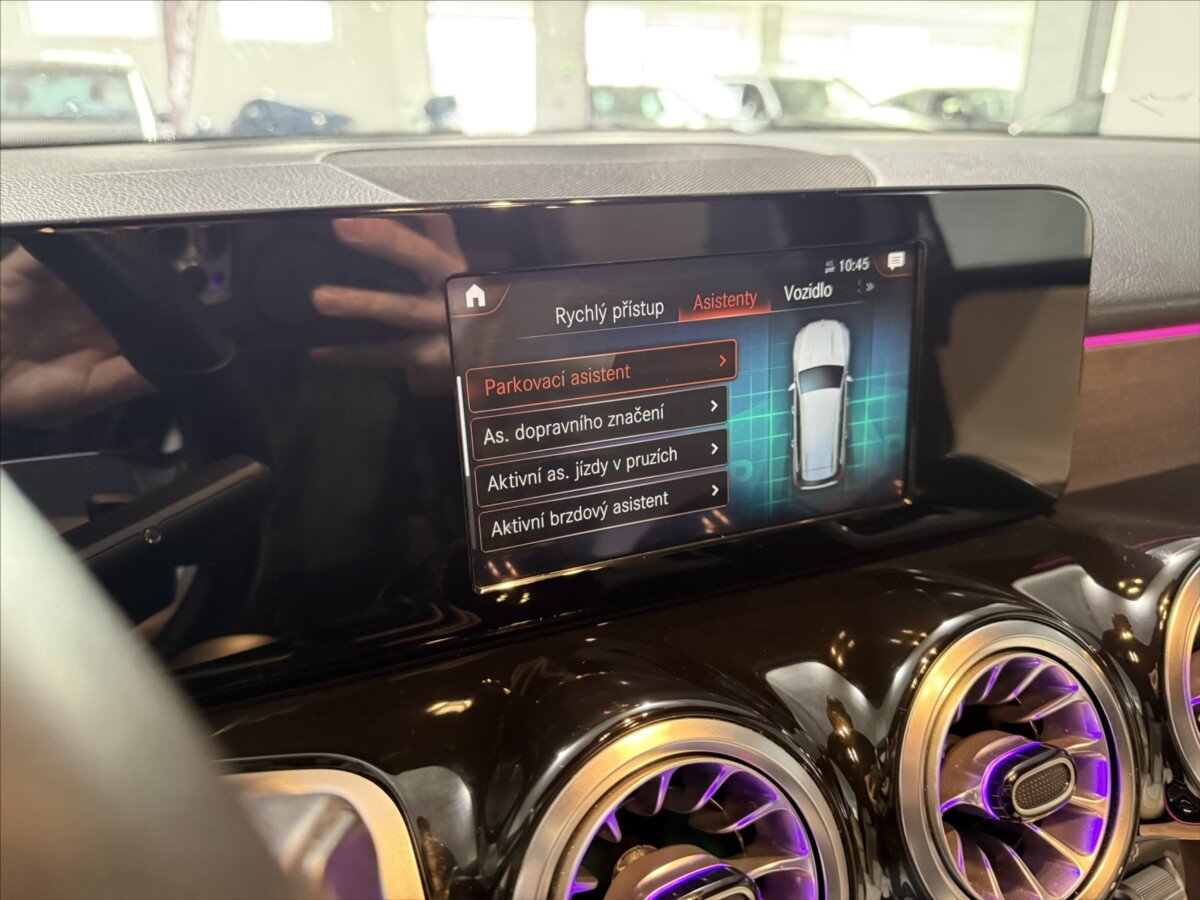 Mercedes-Benz GLB SUV / Terénní 2,0 l 110 kw