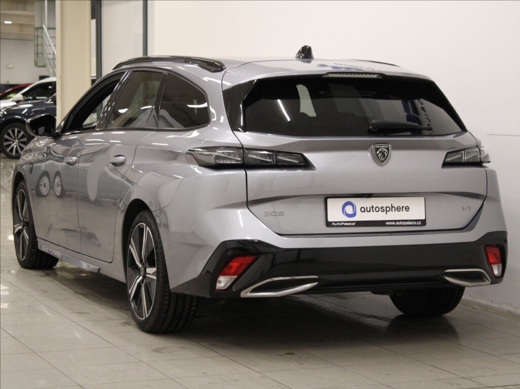 Peugeot 308 Kombi 1,2 l 96 kw