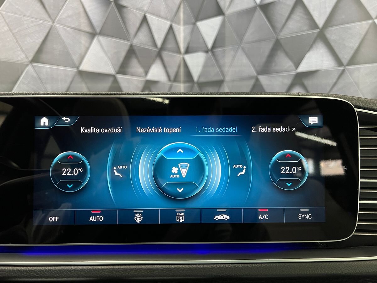 Mercedes-Benz GLS SUV / Terénní 4,0 l 360 kw