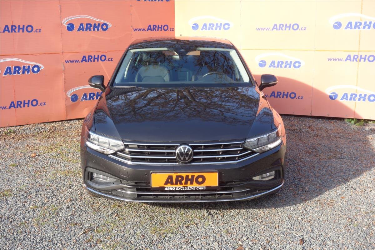 Volkswagen Passat Sedan 2,0 l 110 kw