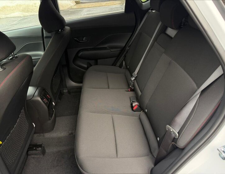 Hyundai Kona SUV 998,0 85 kw