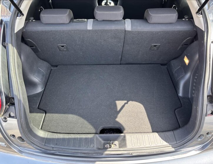 Nissan Juke SUV / Terénní 1,6 l 83 kw