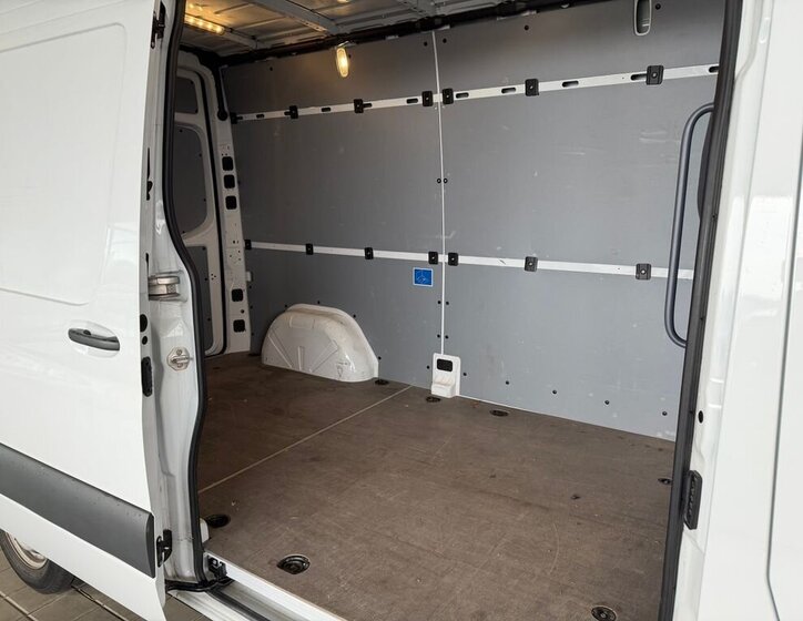 Mercedes-Benz Sprinter 15
