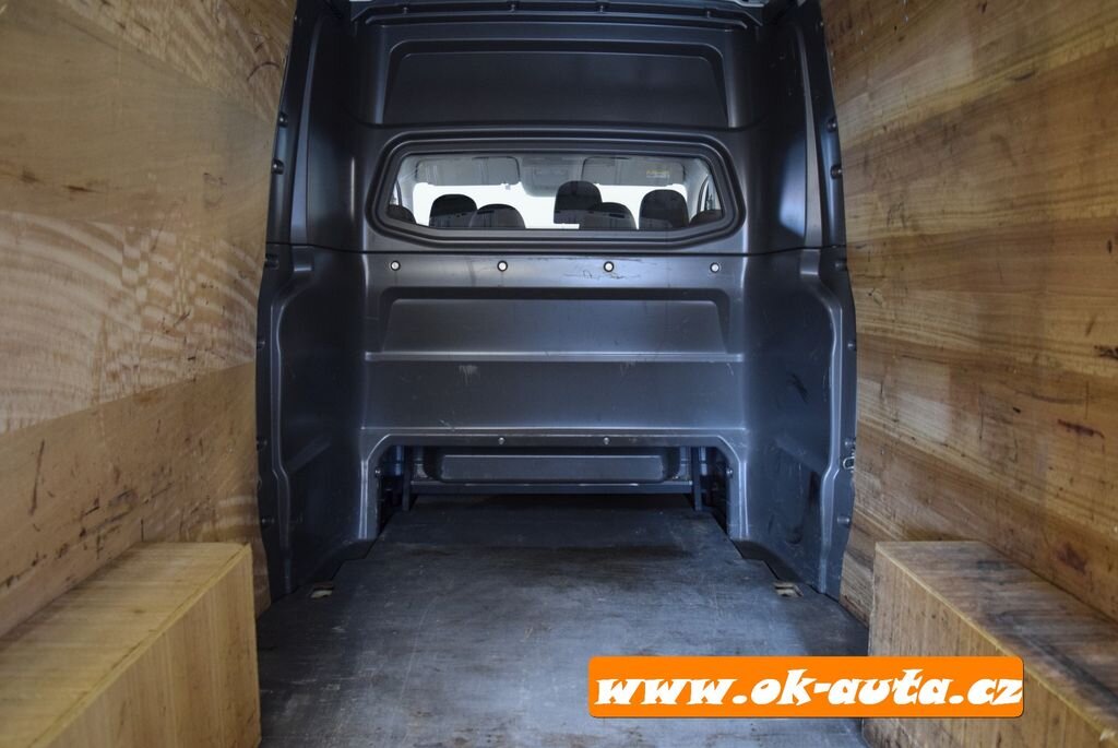 Volkswagen Crafter Skříň 2,0 l 103 kw