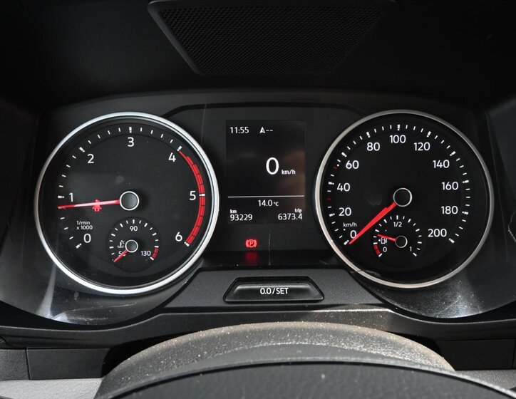 Volkswagen Crafter Skříň 2,0 l 103 kw