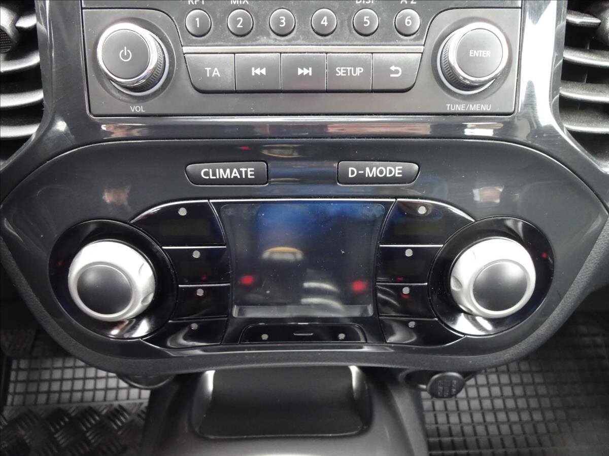 Nissan Juke Hatchback 1,6 l 86 kw