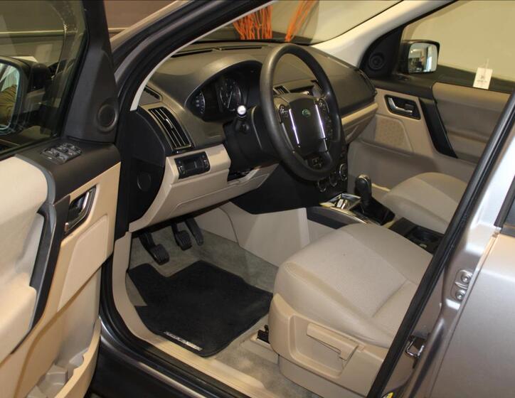 Land Rover Freelander 10