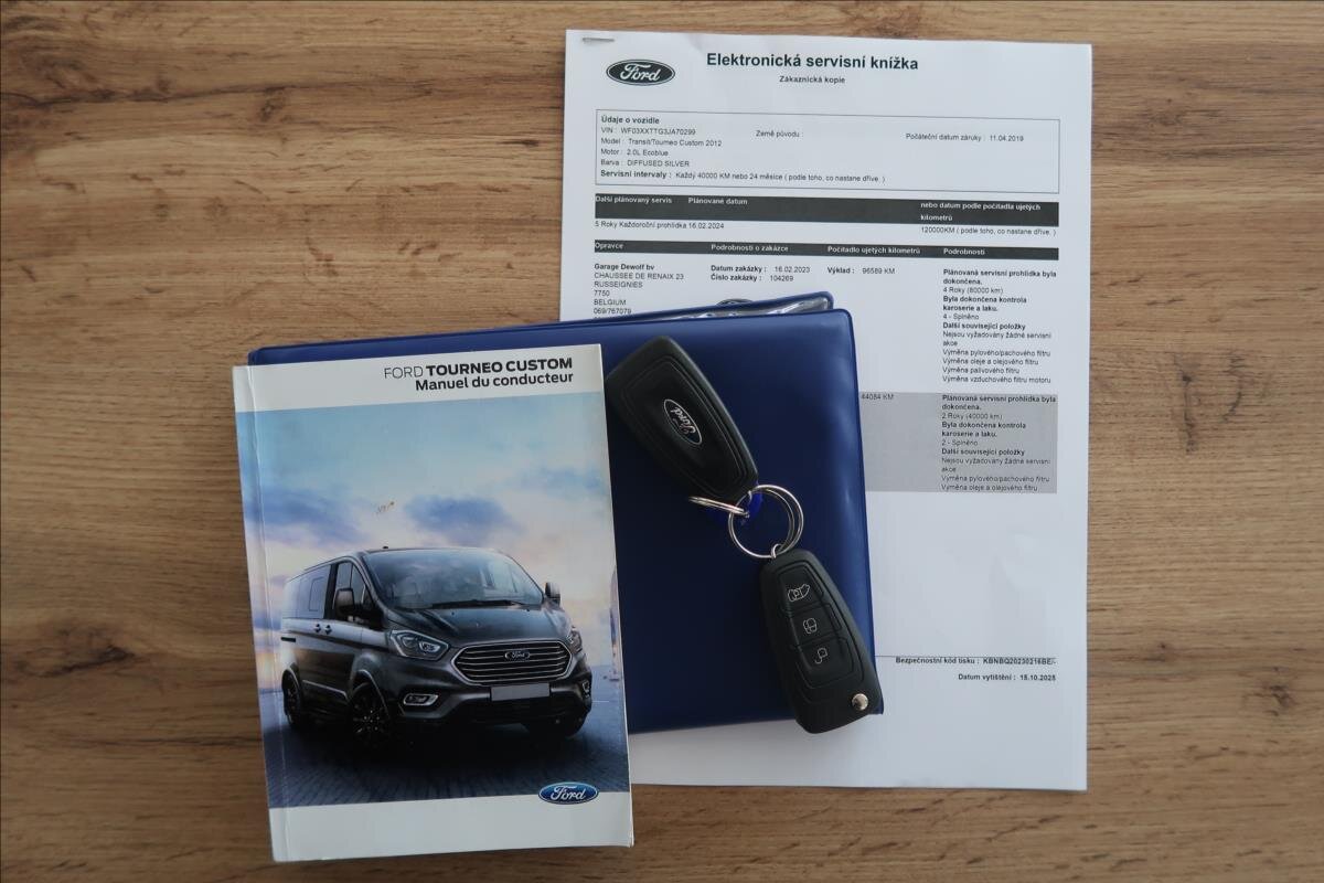 Ford Tourneo Custom MPV 2,0 l 96 kw