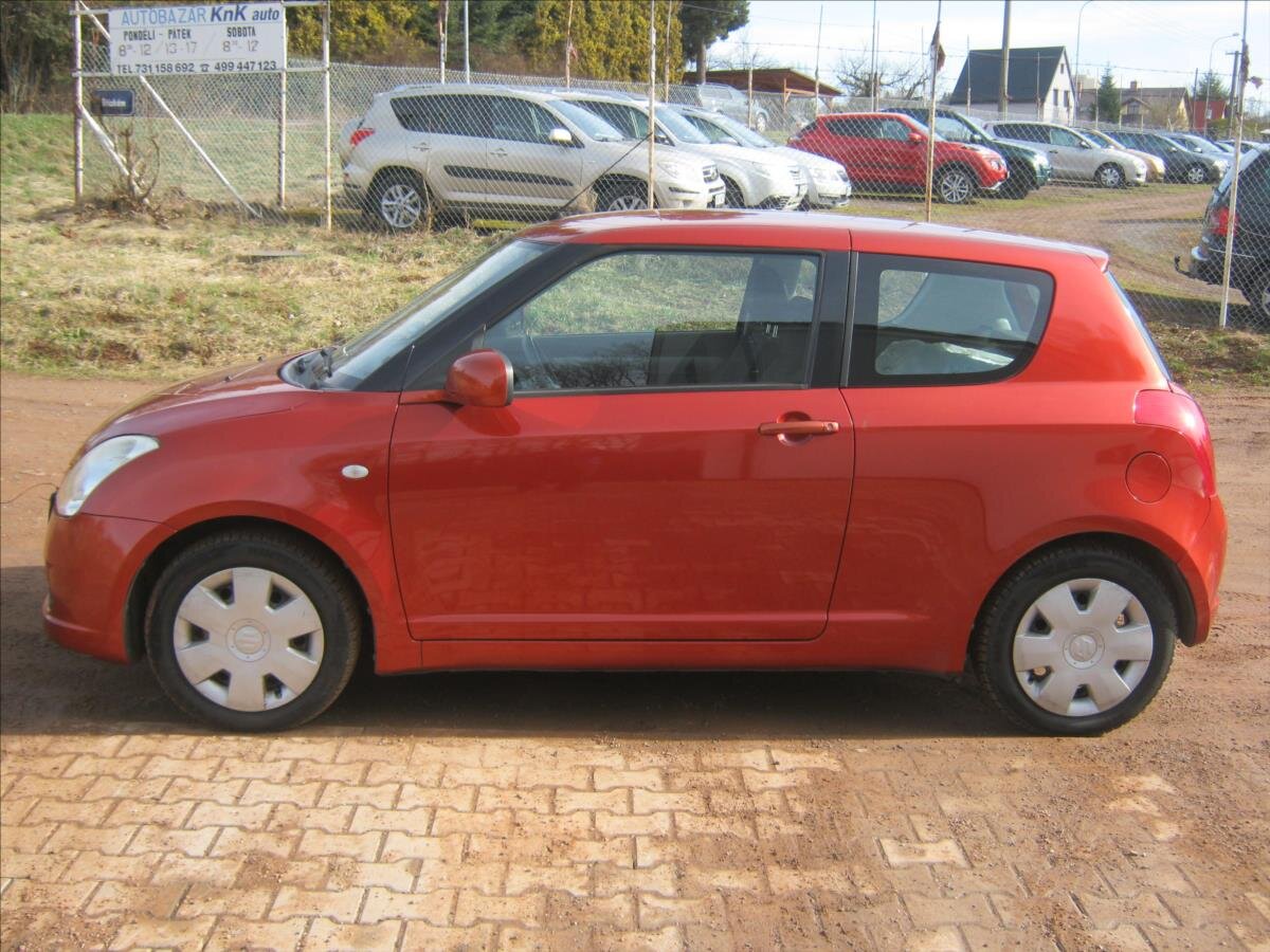 Suzuki Swift Hatchback 1,3 l 67 kw