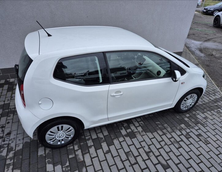 Volkswagen up! 7