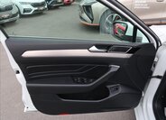 Volkswagen Passat 24