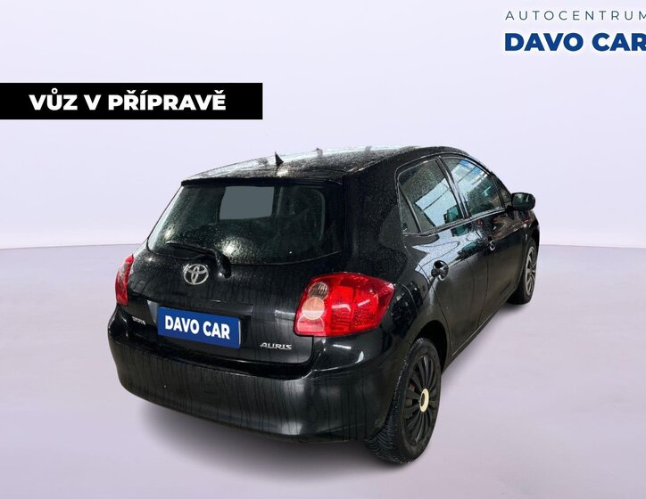 Toyota Auris Hatchback 1,3 l 74 kw