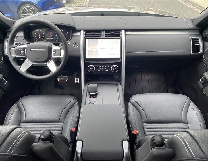 Land Rover Discovery 15