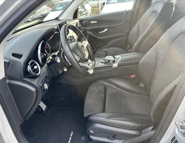 Mercedes-Benz GLC 10