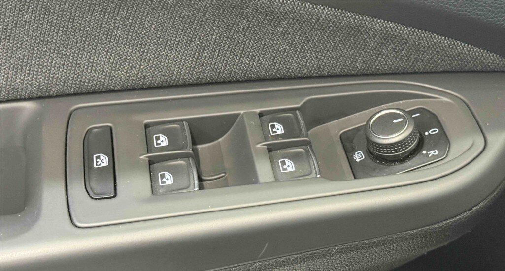 Volkswagen Golf Kombi 999,0 81 kw