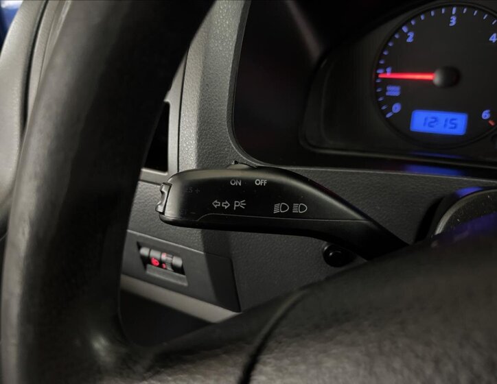 Volkswagen Transporter Kombi 2,5 l 96 kw