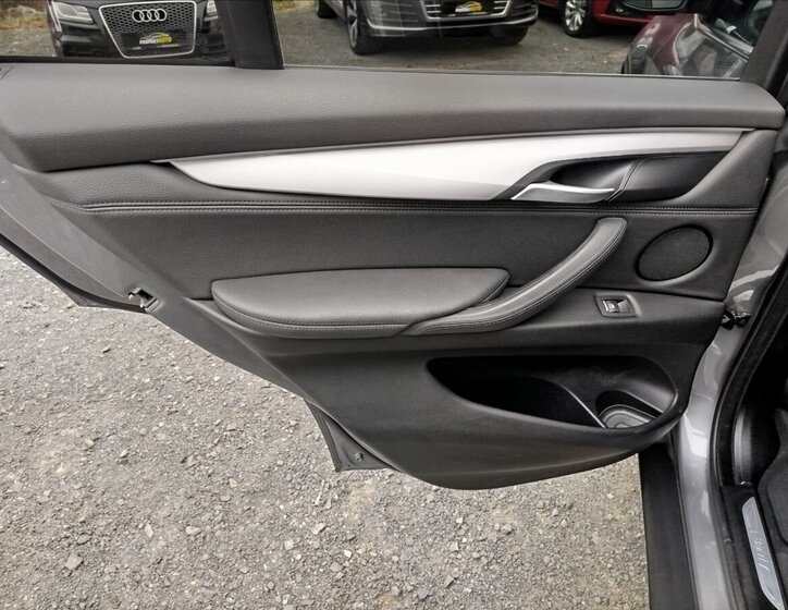 BMW X5 SUV / Terénní 3,0 l 190 kw