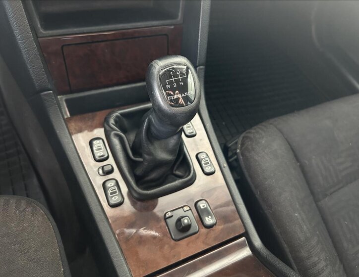 Mercedes-Benz Třídy C Kombi 2,0 l 141 kw