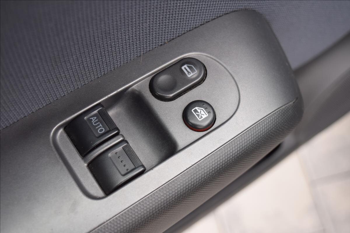 Honda Jazz Hatchback 1,2 l 57 kw