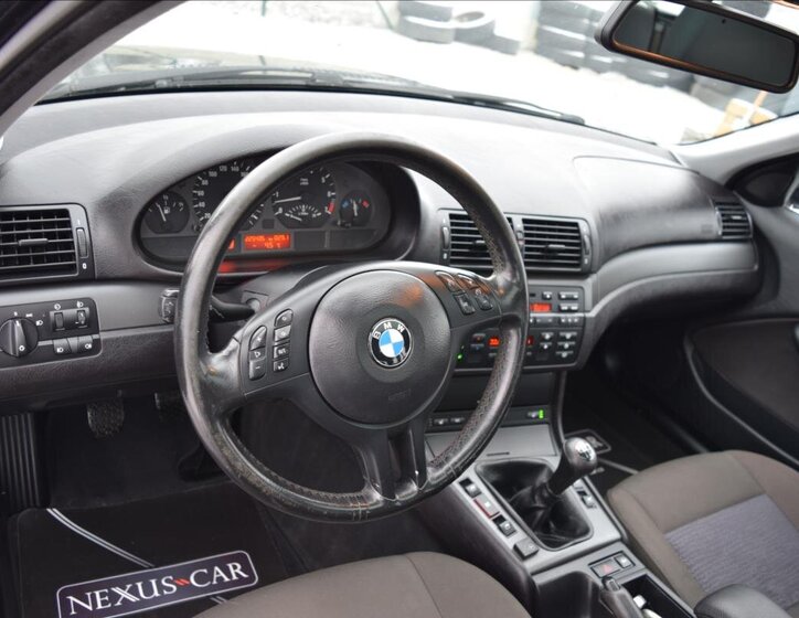 BMW Řada 3 16