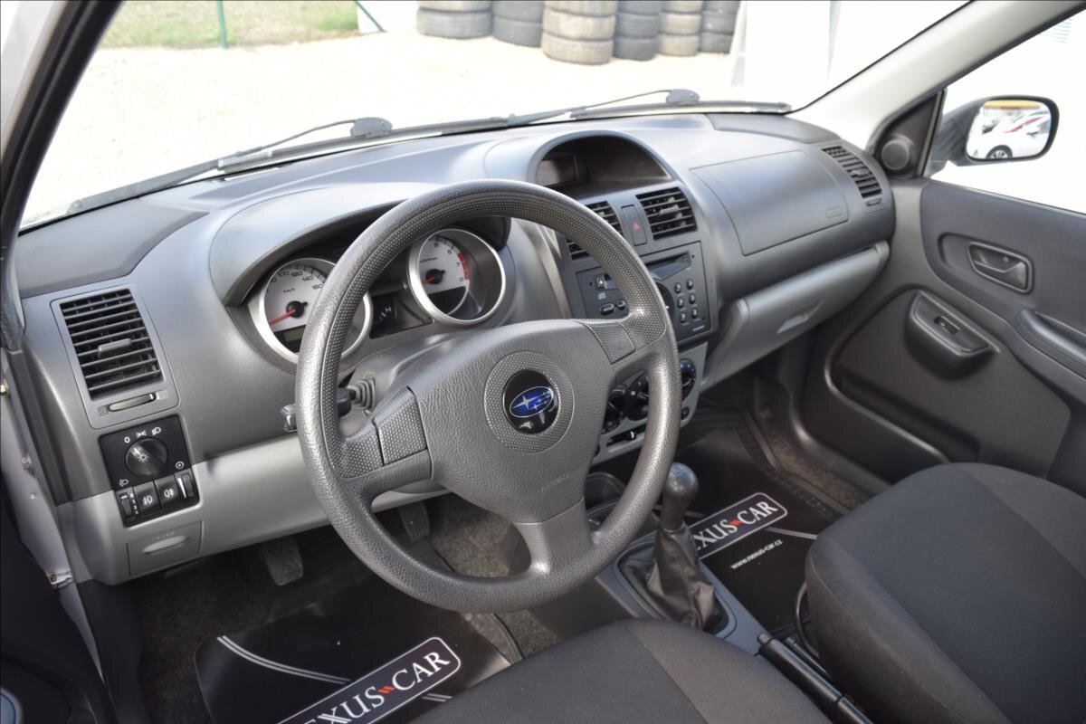 Subaru Justy Hatchback 1,3 l 66 kw