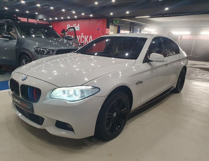 BMW Řada 5 Sedan / Limuzína 3,0 l 230 kw