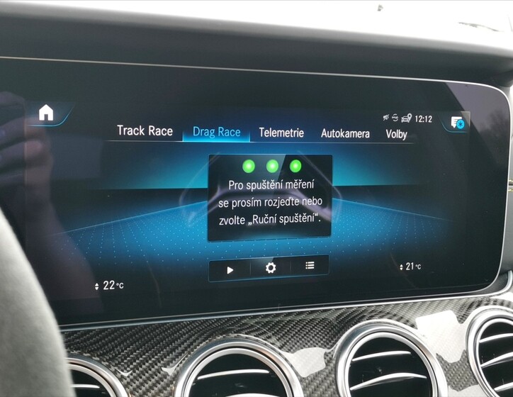 Mercedes-Benz Třídy E 19