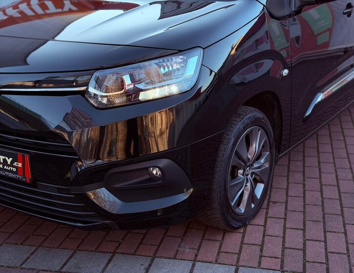 Toyota ProAce Kombi 1,5 l 96 kw